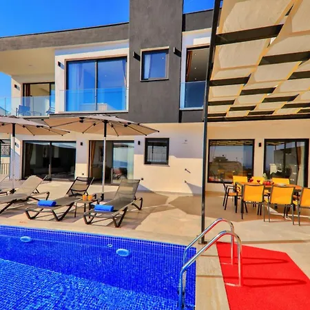 4 Bedroom - 6340 * Καλκάν
